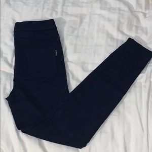 Navy Jegging With Working Pockets!